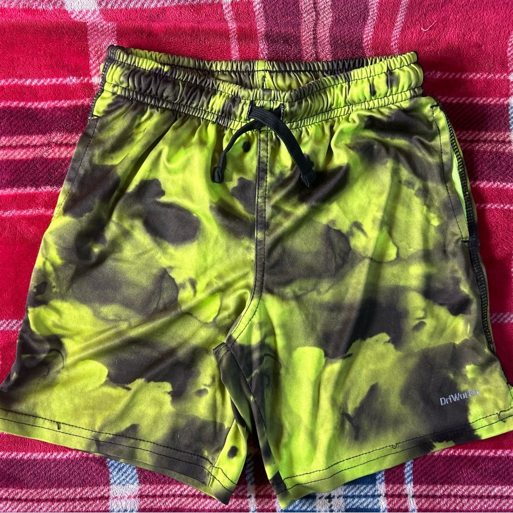 Athletic Works Boys Shorts in Yellow and Black